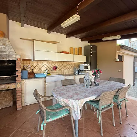 Apartament 10 Min Walk From The Sea With Spectacular Views