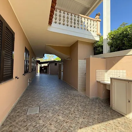 10 Min Walk From The Sea With Spectacular Views Apartament Capo Vaticano