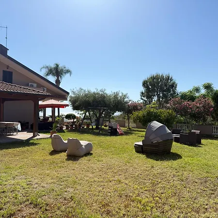 10 Min Walk From The Sea With Spectacular Views Апартаменты *
