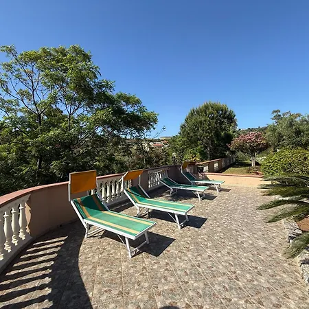 10 Min Walk From The Sea With Spectacular Views Апартаменты *