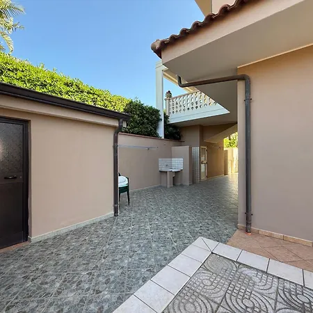 10 Min Walk From The Sea With Spectacular Views Apartment Capo Vaticano