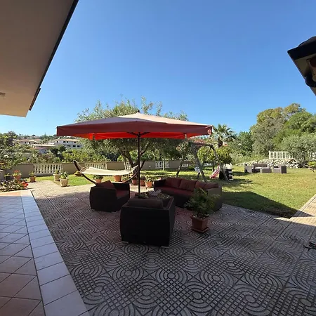 10 Min Walk From The Sea With Spectacular Views Апартаменты *