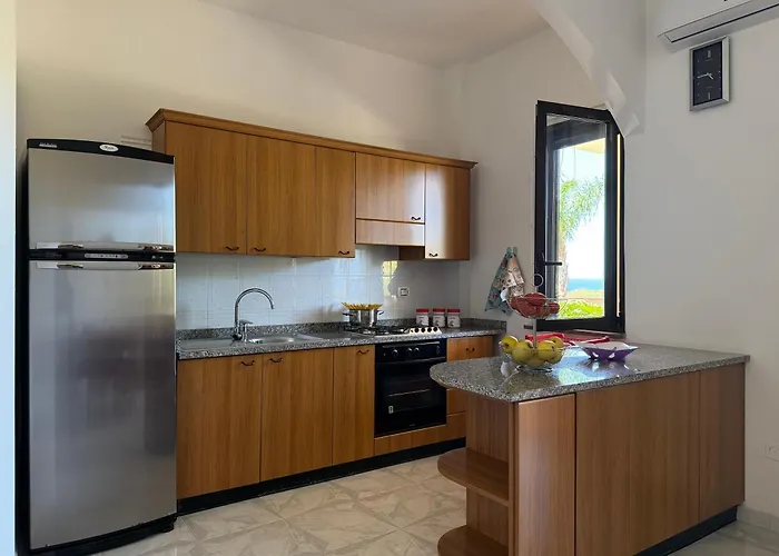 10 Min Walk From The Sea With Spectacular Views * Capo Vaticano