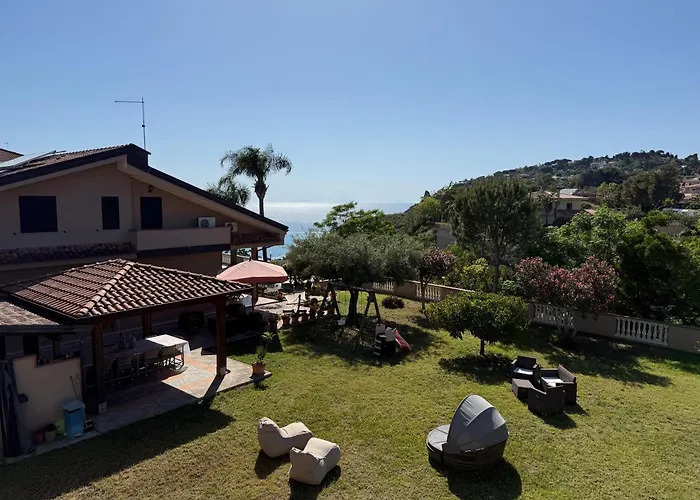 10 Min Walk From The Sea With Spectacular Views Apartamento *