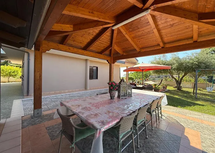 Apartamento 10 Min Walk From The Sea With Spectacular Views